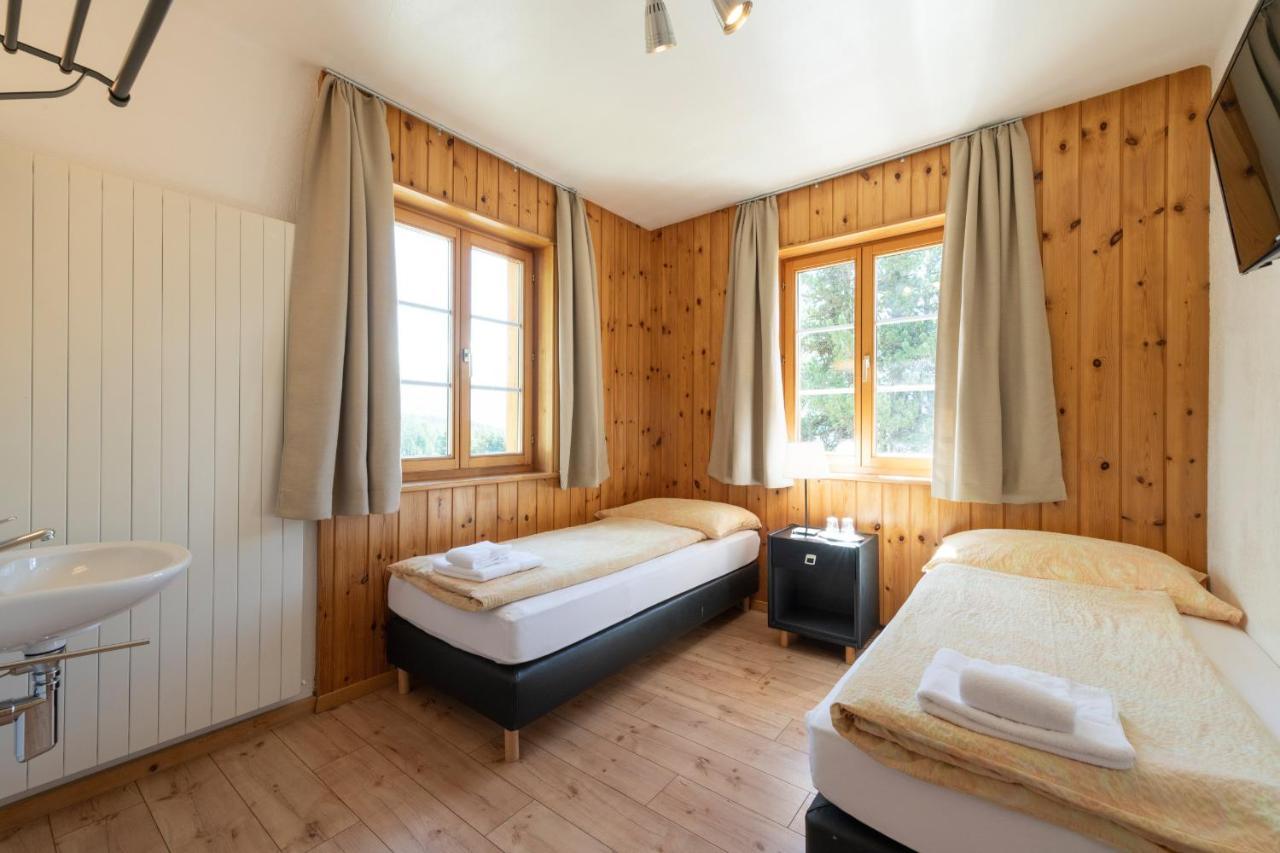 Hostel By Randolins Sankt Moritz Esterno foto