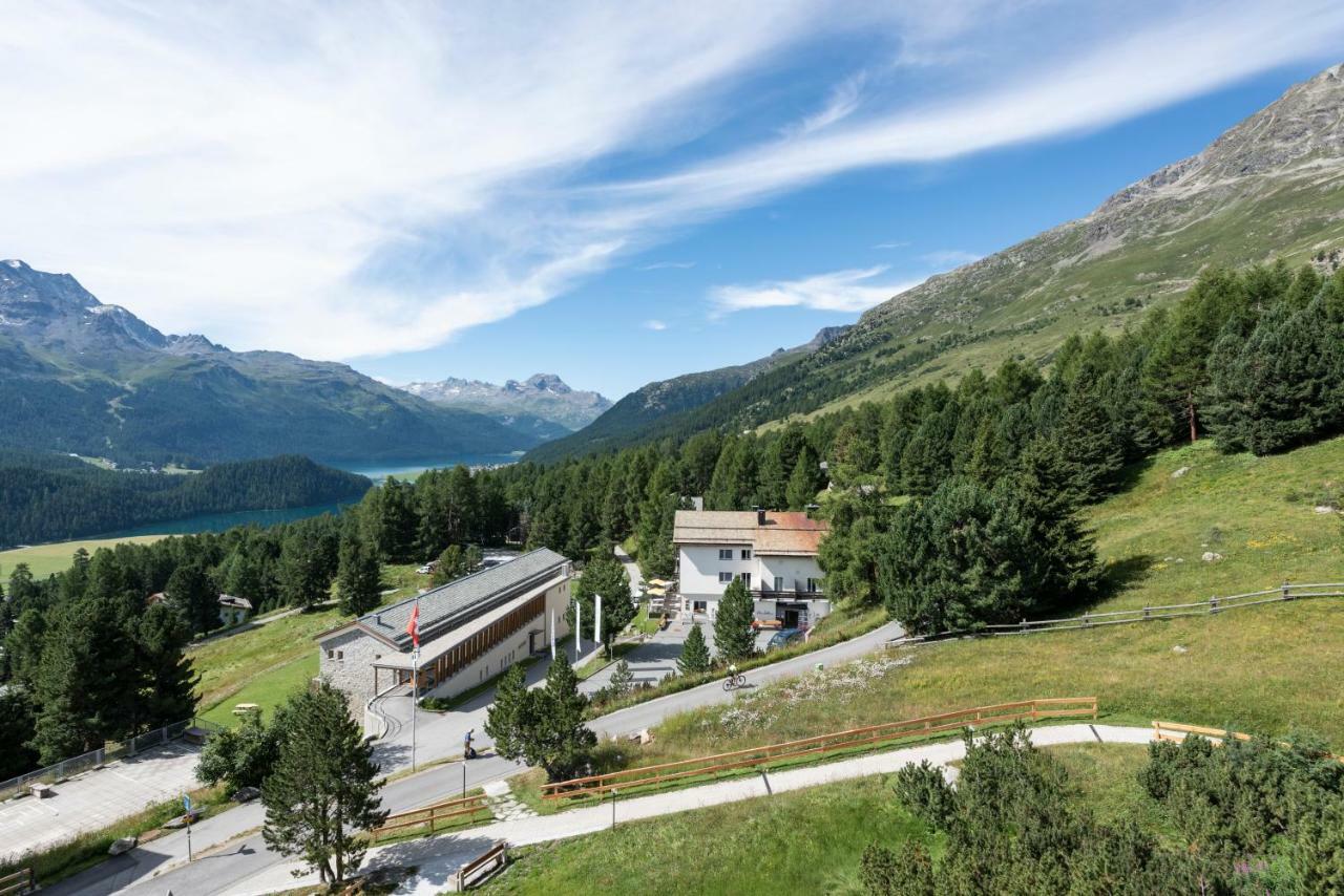 Hostel By Randolins Sankt Moritz Esterno foto